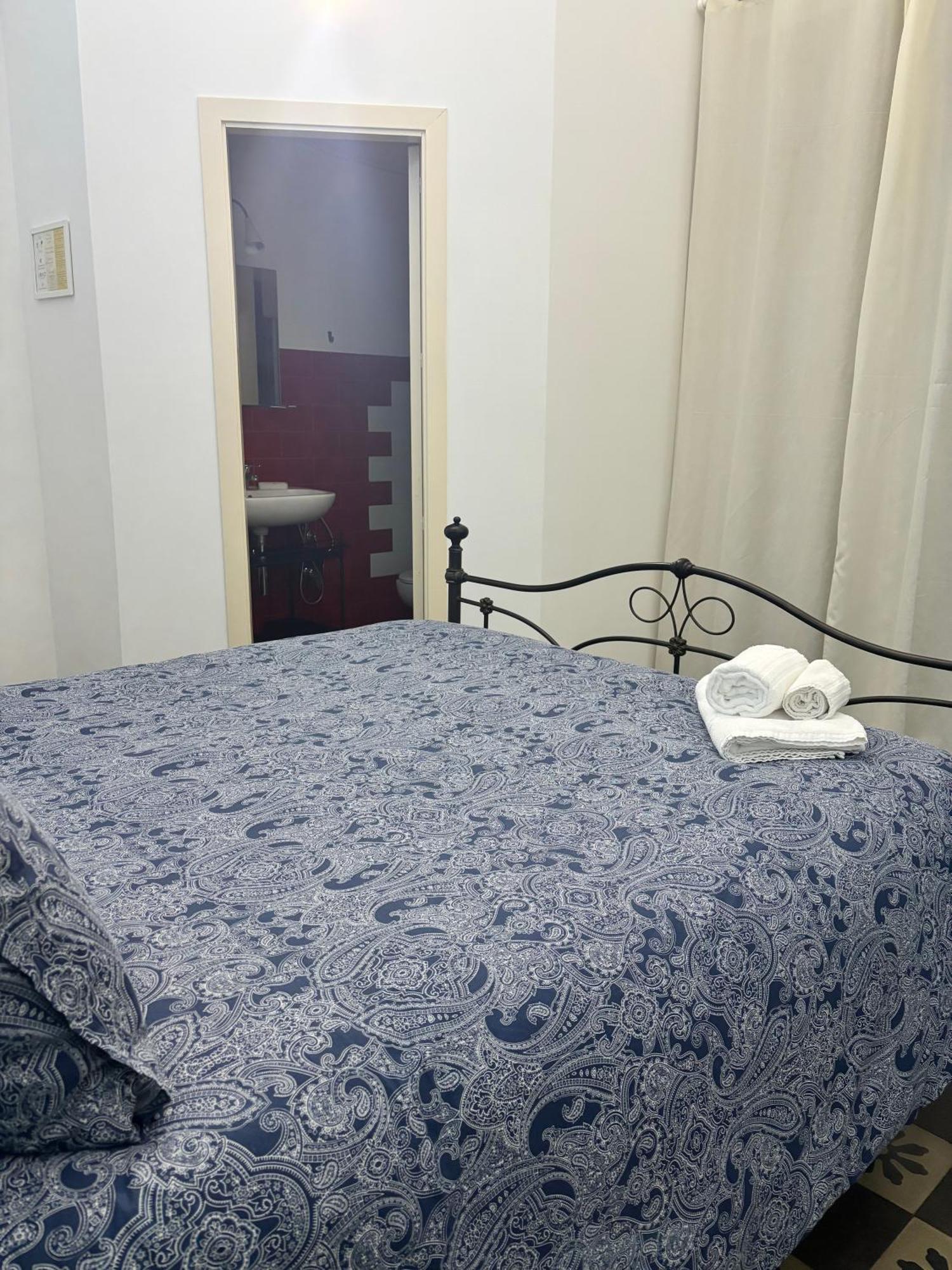 Il Teatro Rooms Катания Екстериор снимка
