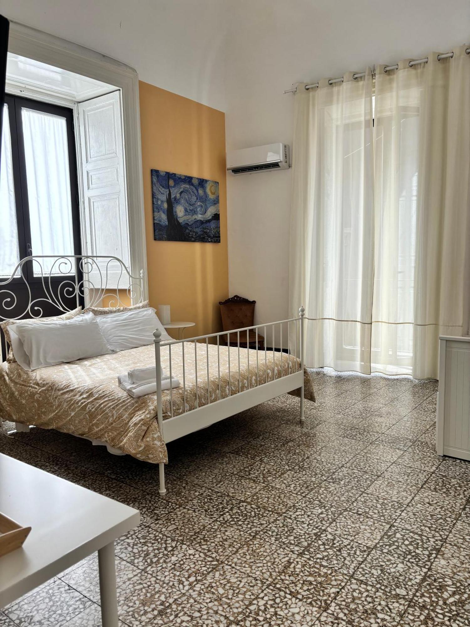 Il Teatro Rooms Катания Екстериор снимка