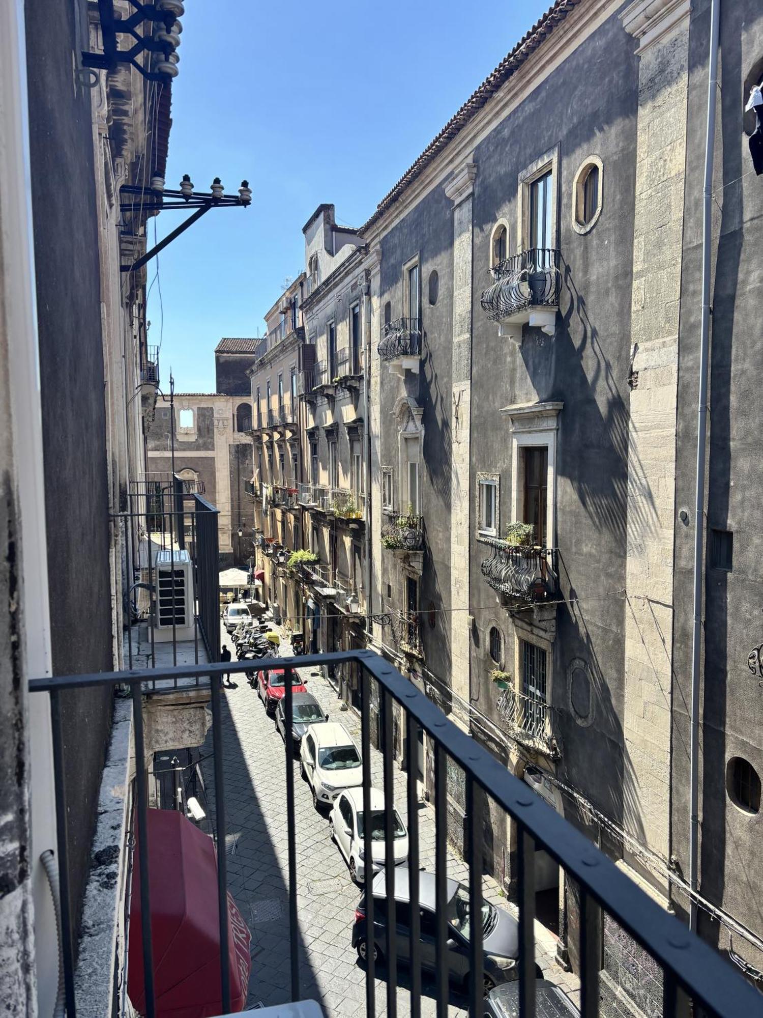 Il Teatro Rooms Катания Екстериор снимка